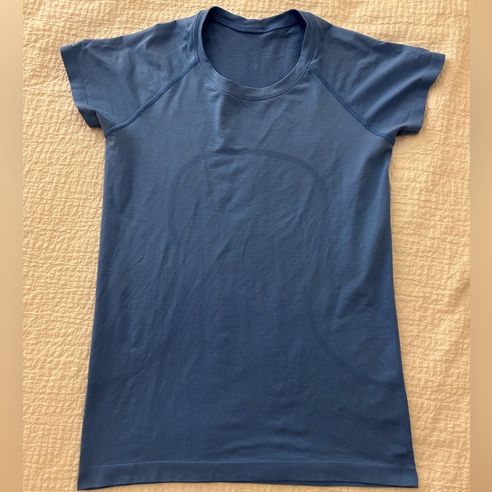 Lululemon swiftly tech. Poolside blue, a lot lighter color in person.
